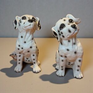 Set of 2 DalmaSet of 2 Dalmatian Puppy Figurines White & Black Spotted Dog Decor